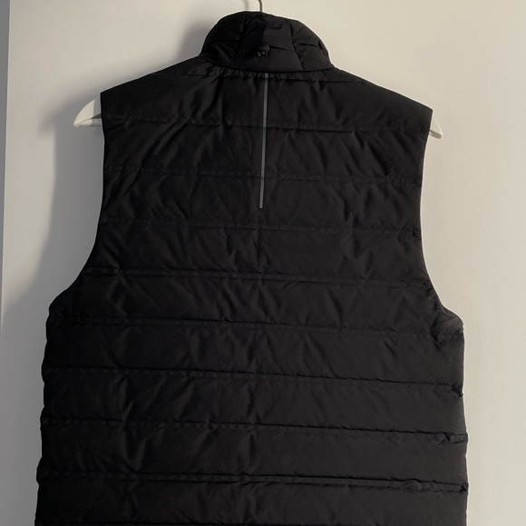 Lululemon Navigation Down Vest (black, XS) - Picture 3 of 3